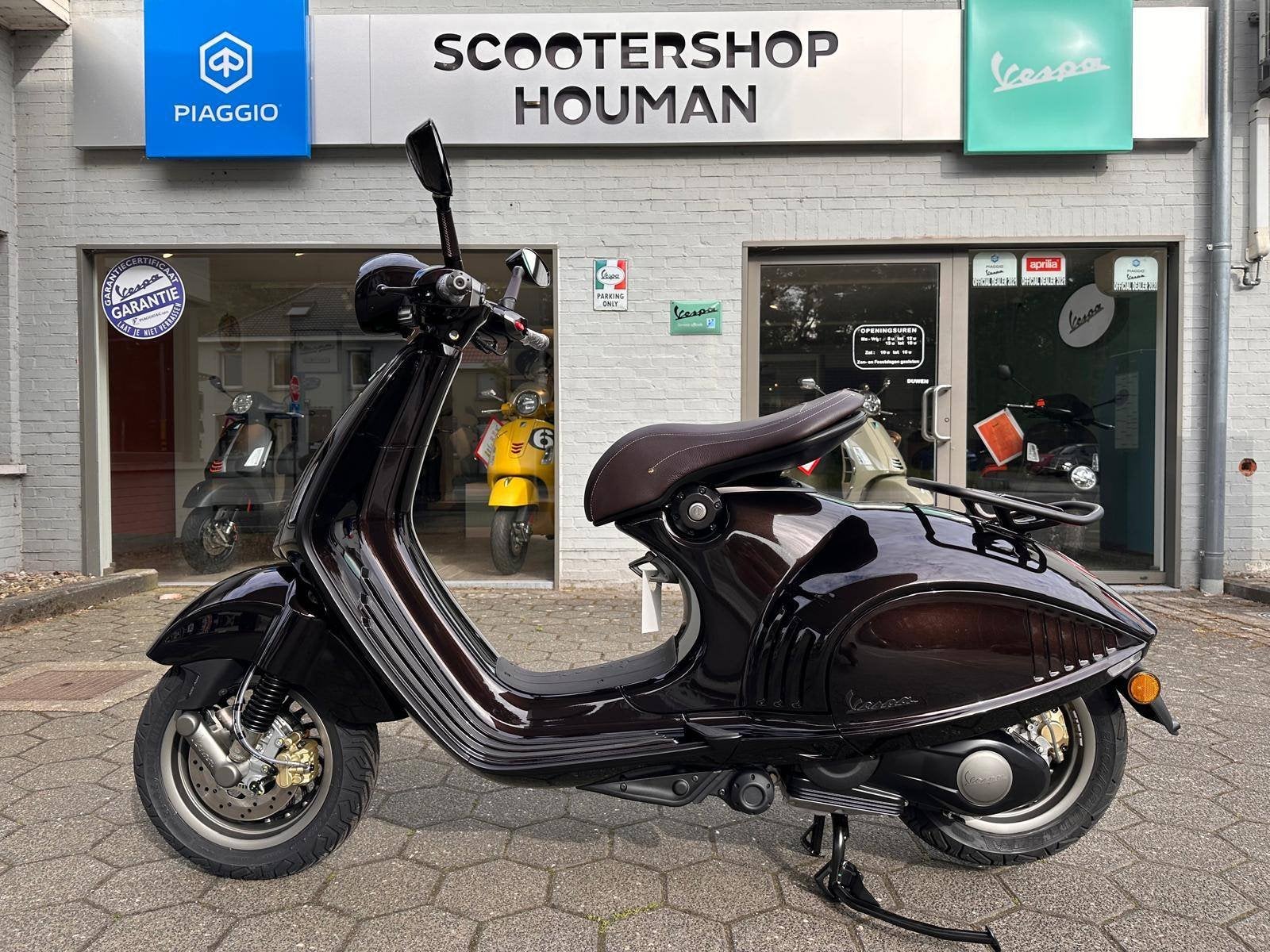 Vespa 946 125cc Horse Limited Edition (nr.1), Nieuw, Benzine, 125 cc, Overige modellen
