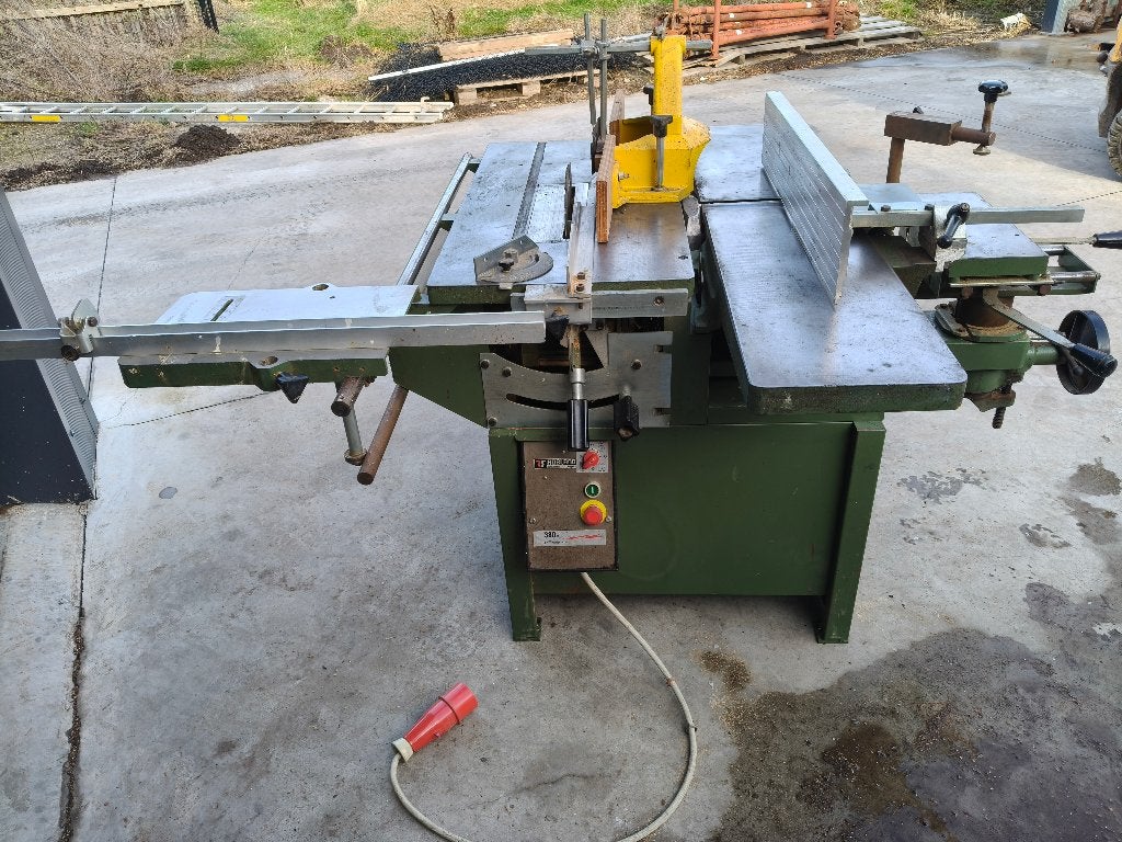 combiné  à bois Robland K26 5 opérations, Articles professionnels, Machines & Construction | Travail du bois, Enlèvement