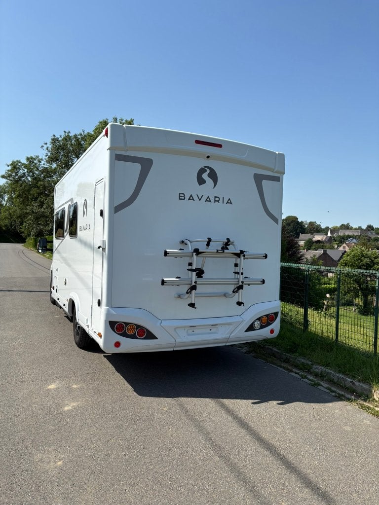 Camping car Bavaria T696D Nomade, Jusqu'à 4, 6 à 7 mètres, Siège standard, Toilette à cassette