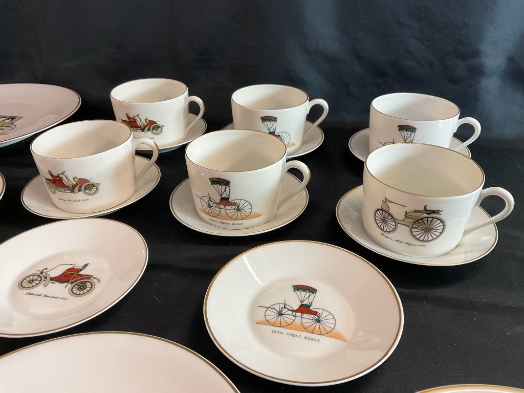 Porcelaine de Paris des 1960 et 1970 avec véhicules anciens, Enlèvement ou Envoi