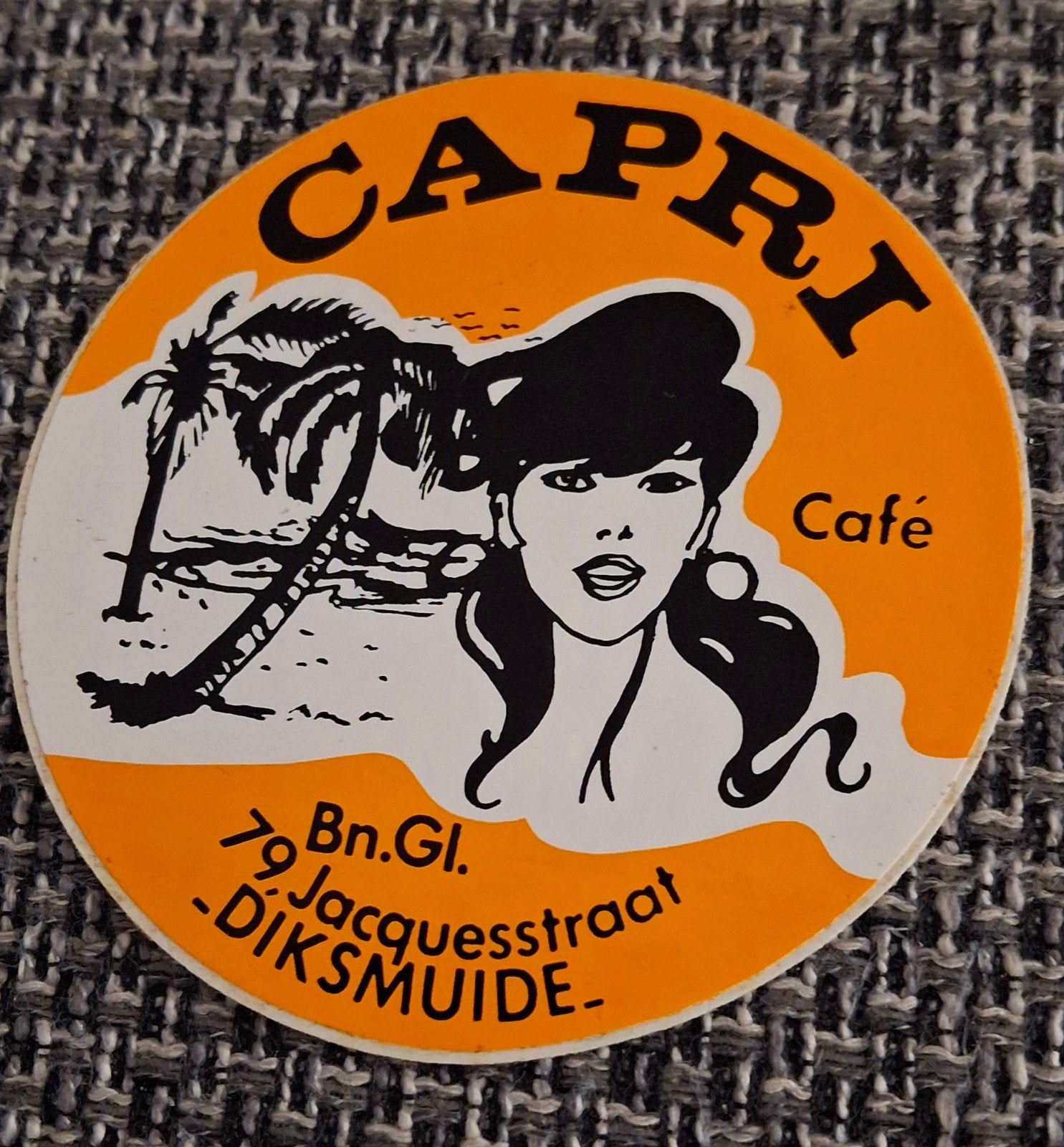 Sticker café Capri Diksmuide, Ophalen of Verzenden, Zo goed als nieuw, Bedrijf of Vereniging