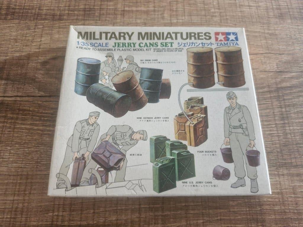 Tamiya 1/35 Jerry Cans Set, Hobby en Vrije tijd, Modelbouw | Figuren en Diorama's, Ophalen of Verzenden, Nieuw, 1:35 tot 1:50