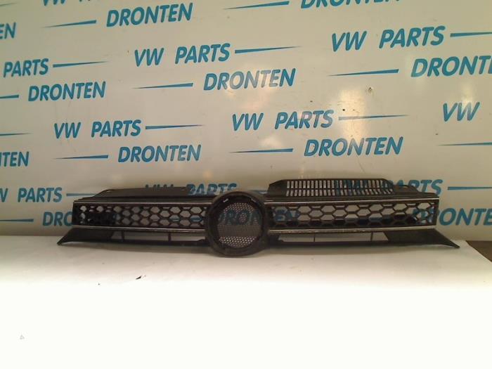Calandre d'un Volkswagen Golf, Volkswagen, -, 3 mois de garantie, Utilisé