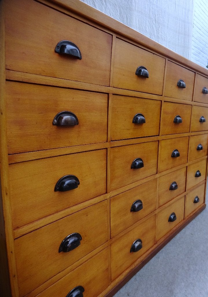 commode, armoire de pharmacie, armoire de magasin, à papier, Enlèvement ou Envoi