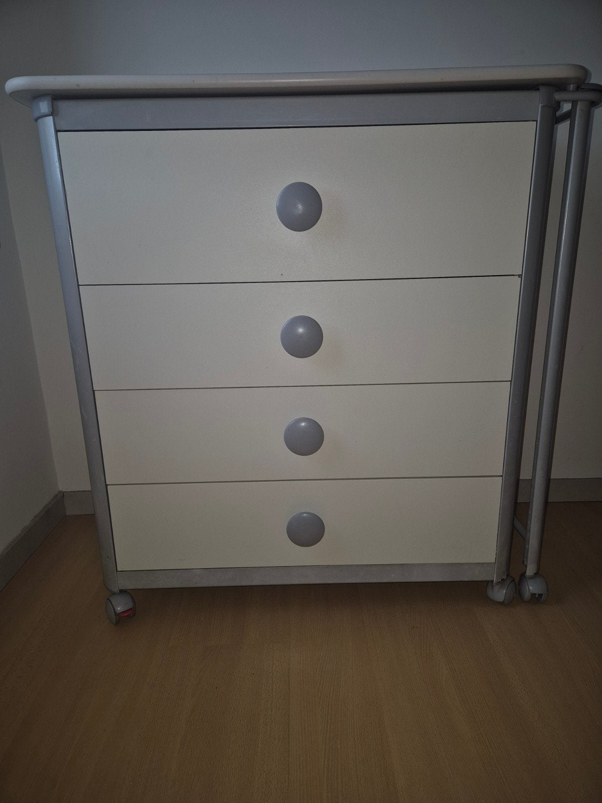 Verzorgingstafel / commode, Huis en Inrichting, 3 of 4 laden, Ophalen, Gebruikt