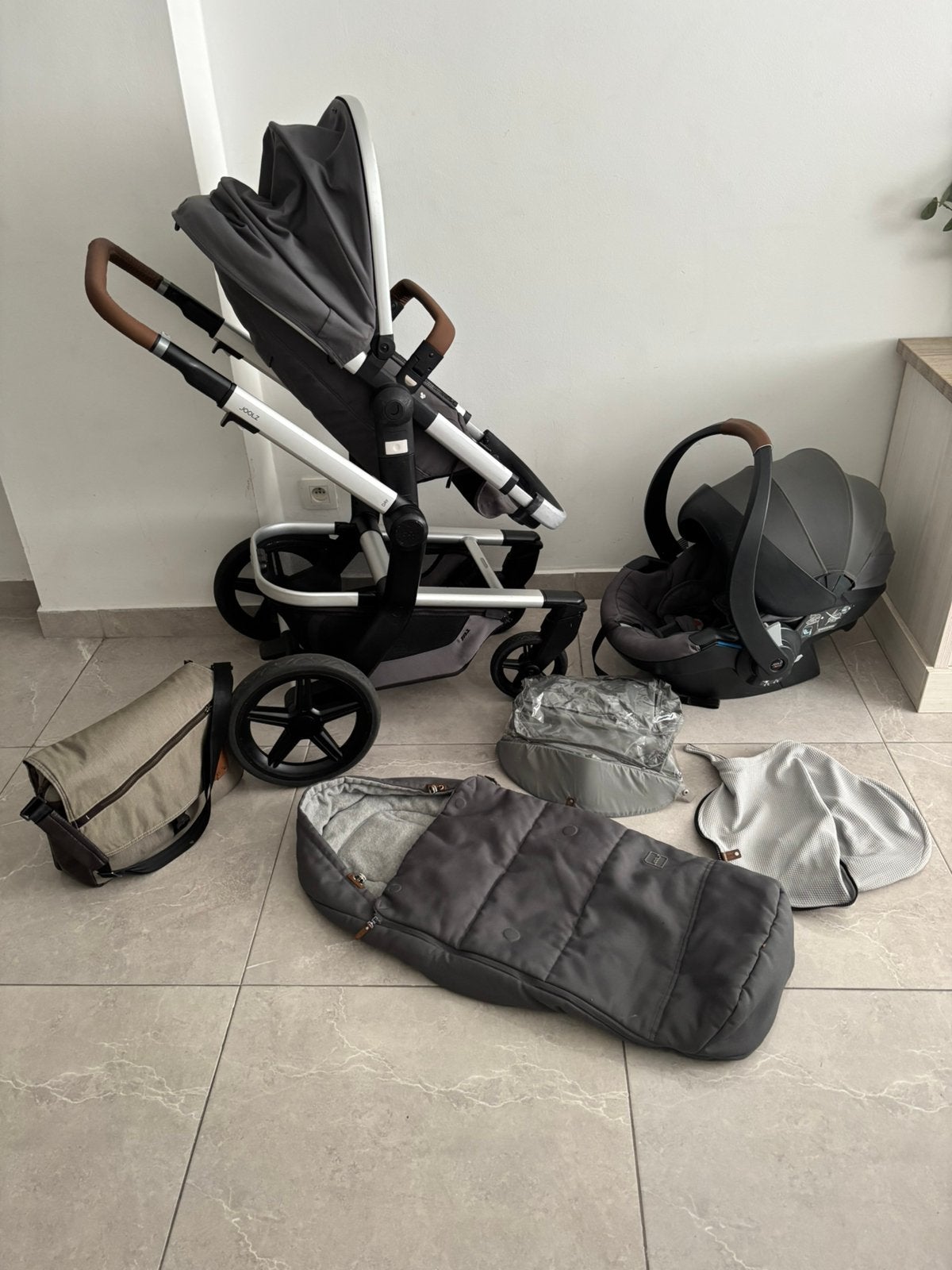 JOOLZ DAY kinderwagen met maxi-cosi joolz, Ophalen, Zo goed als nieuw, Kinderwagen, Maxi-Cosi