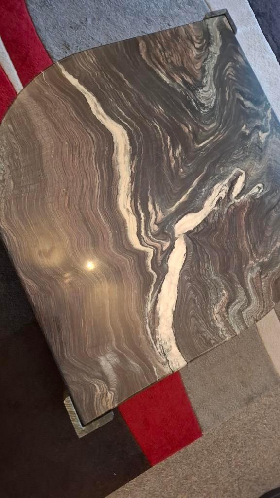 Marmeren salon tafel, Ophalen