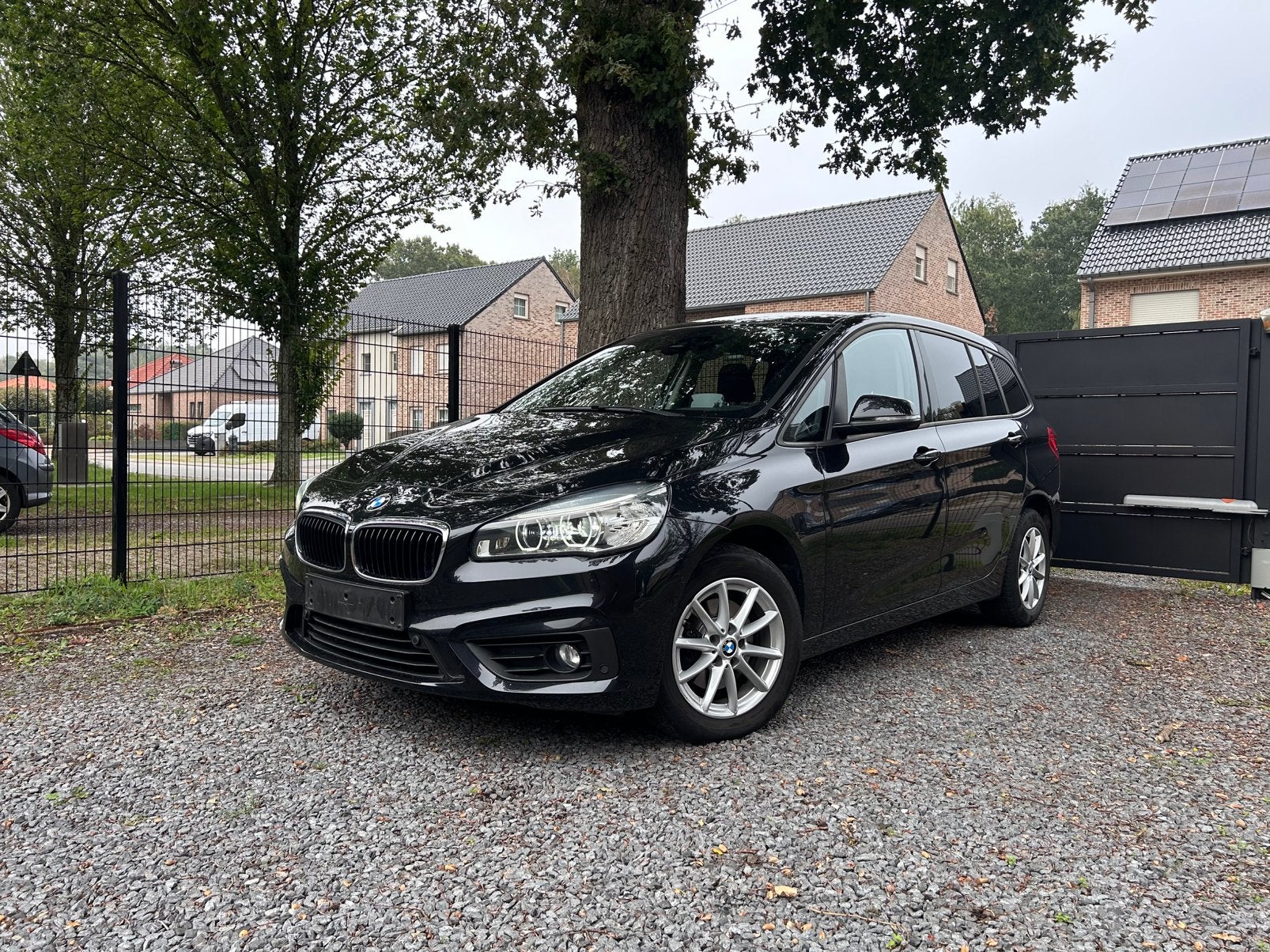 BMW 216d Gran Tourer HUD, Xenon, NaviPro, Achat, Euro 6, Boîte manuelle, Entretenue par le concessionnaire