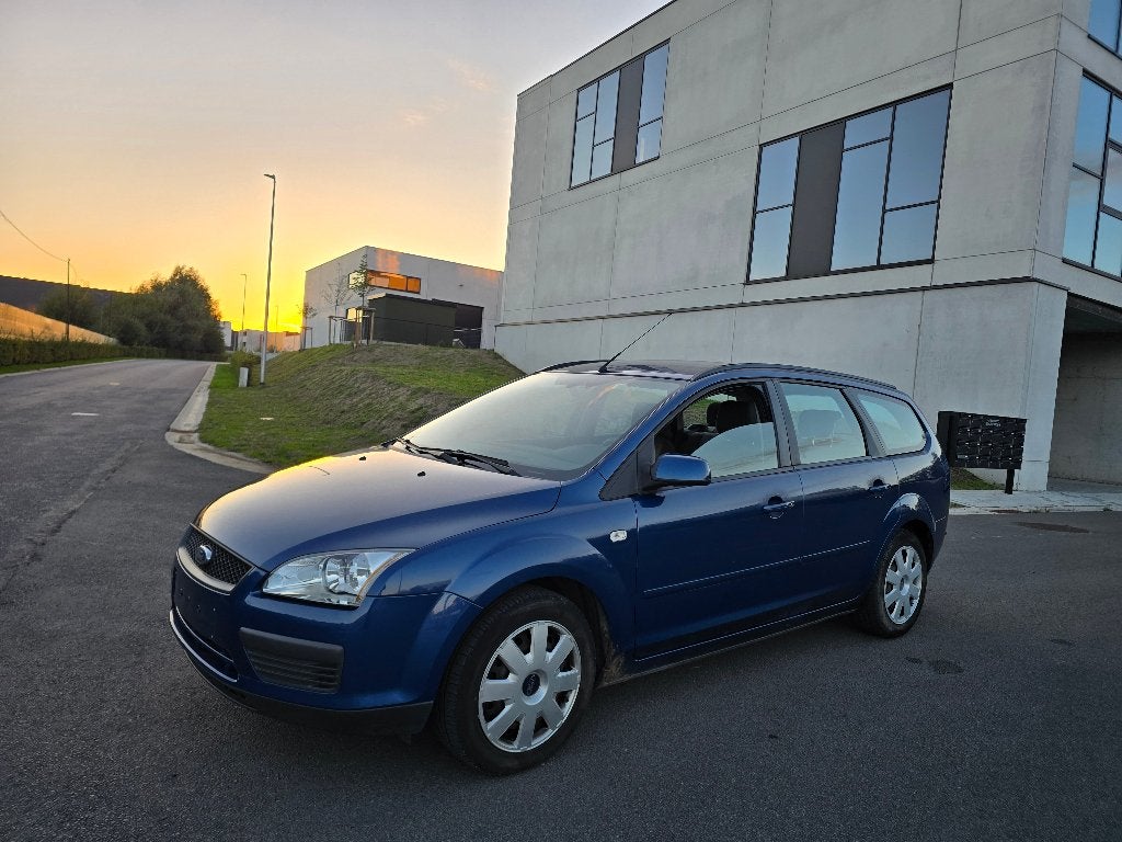 Ford focus 1.8tdci - 202 000km - 06/2007 - 1ste eigenaar, Auto's, 4 deurs, Stof, 139 g/km, Zwart