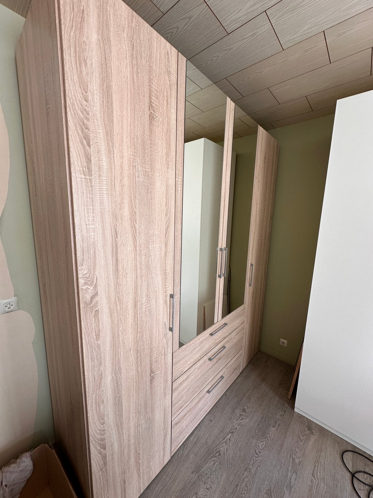 Kleerkast met spiegeldeuren – 200x236x60cm, Huis en Inrichting, Ophalen, 200 cm of meer, 200 cm of meer, 50 tot 75 cm