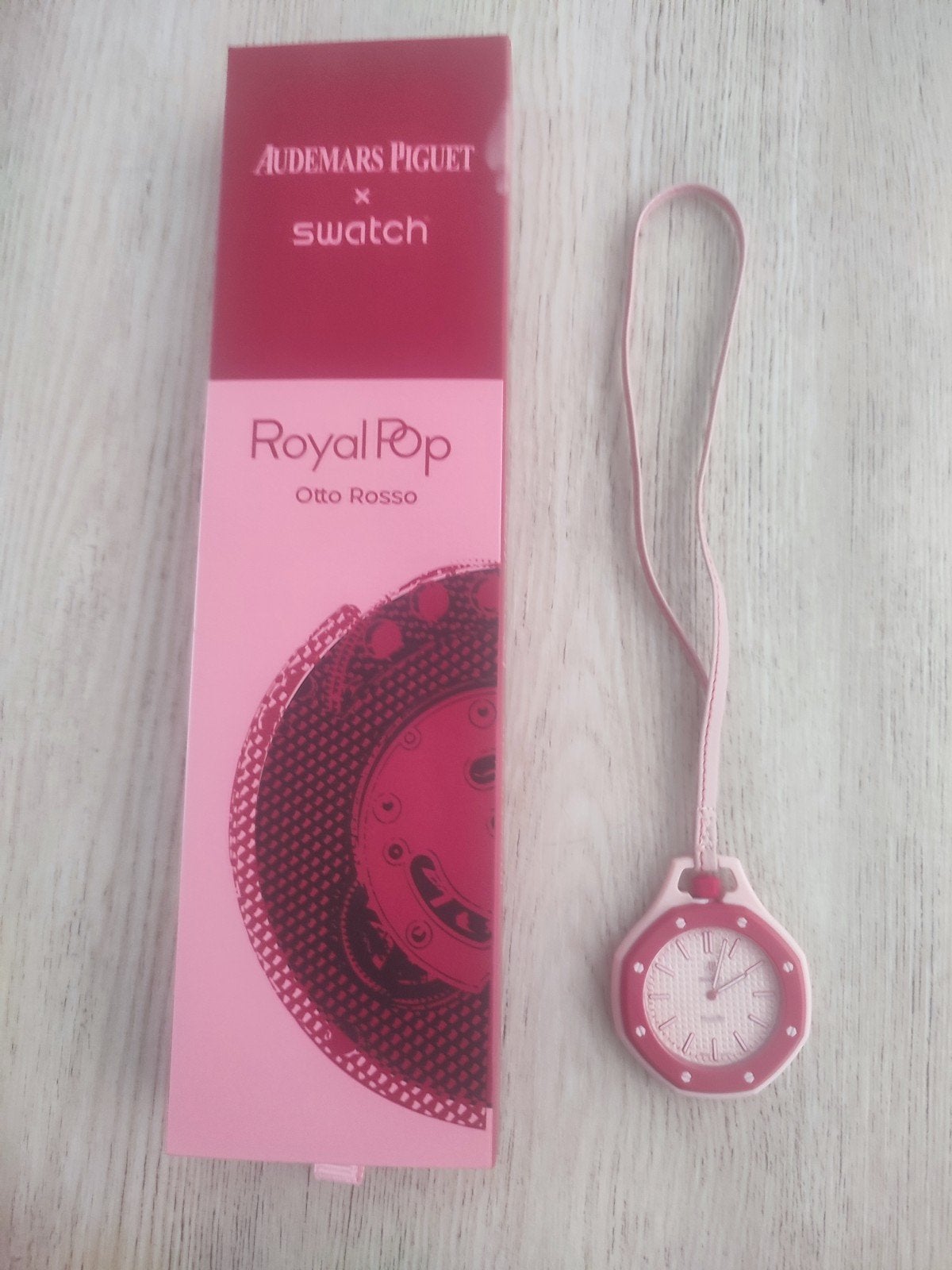 Montre ap x swatch royal pop, Bijoux, Sacs & Beauté, Montres | Hommes, Enlèvement, Swatch