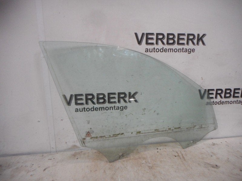 VITRE AVANT DROITE BMW 3 serie (E90) (12-2004/12-2011), Utilisé, BMW, Petuelring 130
80809  München, DE, Bayerische Motoren Werke AG