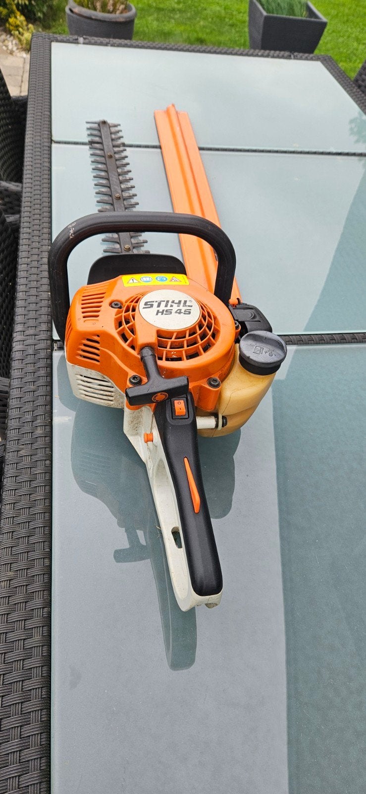 taille haies stihl, Enlèvement, Batterie
