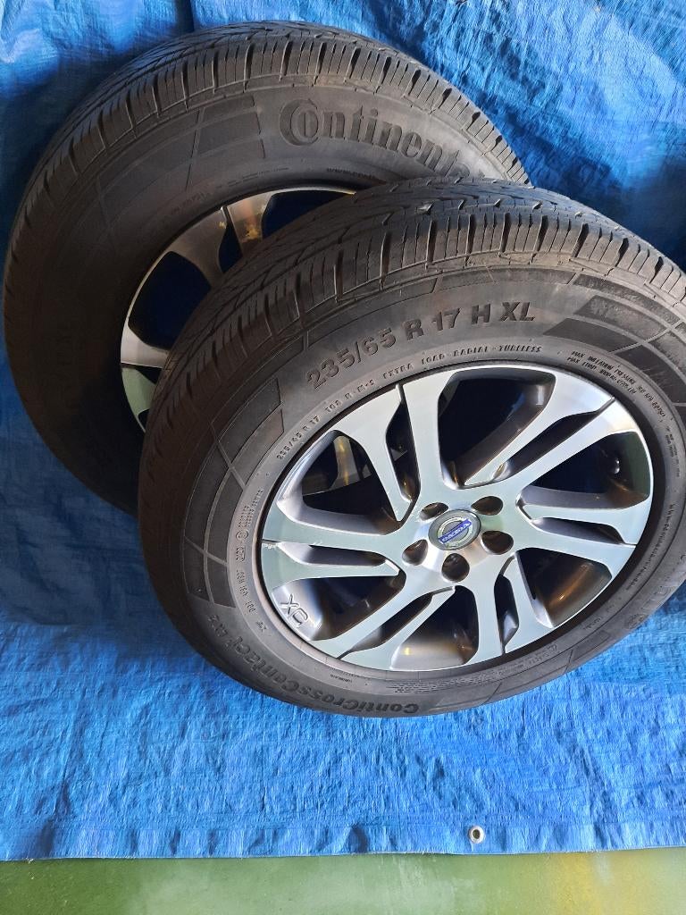 banden op velg Volvo XC60, Ophalen, Gebruikt, Banden en Velgen, 17 inch