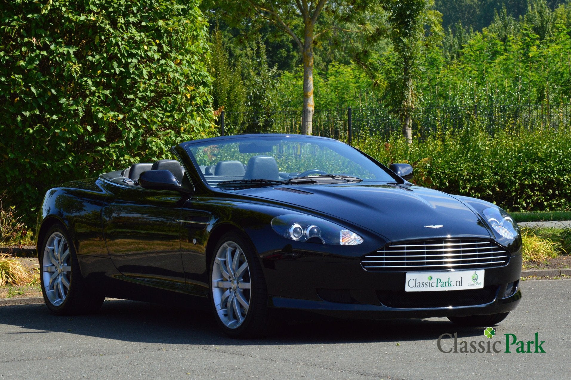 Aston Martin DB9 Volante (bj 2005, automaat), Auto's, Automaat, Achterwielaandrijving, 5935 cc, Lederen bekleding
