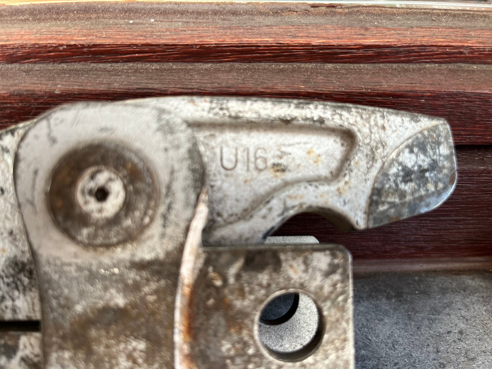 Uponor 16 persbek, Ophalen