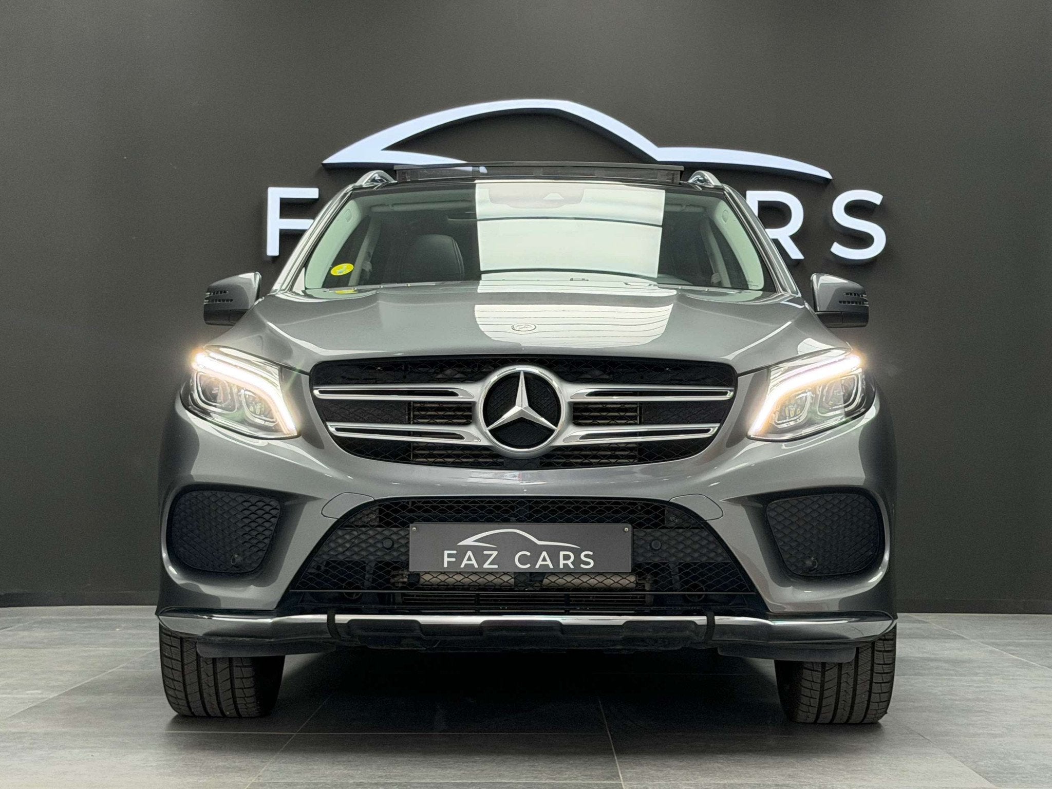 Mercedes-Benz GLE 250 d 4-Matic * PACK AMG + FULL + GARANTIE, Auto's, Gebruikt, 4 cilinders, GLE, Leder