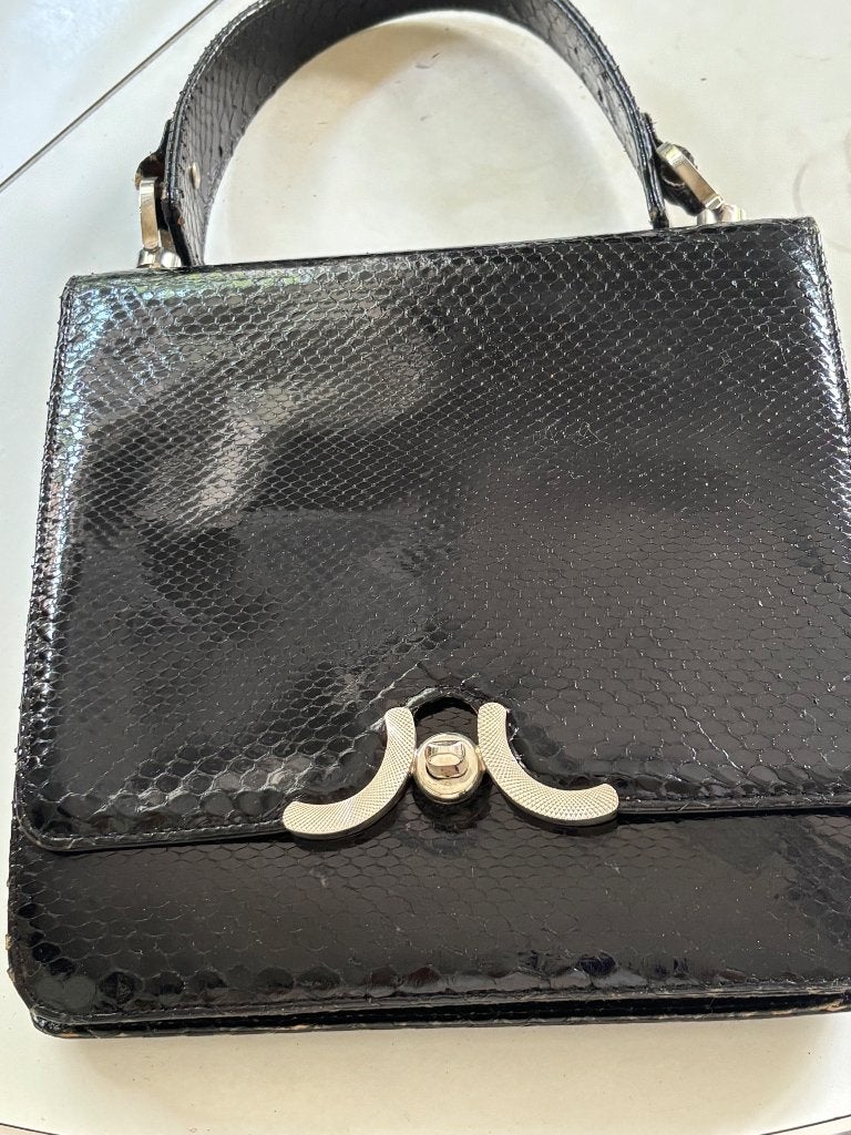 Mooie zwarte serpiente handtas, Handtassen en Accessoires, Tassen | Damestassen, Ophalen of Verzenden, Zo goed als nieuw, Zwart