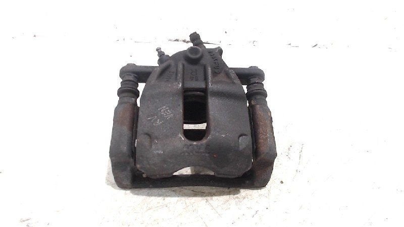 Remklauw rechts voor Renault Clio, Onderdelen@venauto.nl, Van der Ven Autorecycling B.V., Gebruikt, Ettenseweg 76, 4706 PB Roosendaal, The Netherlands