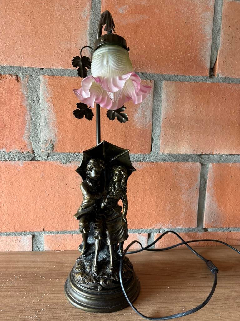 Brons-look beeld met lamp, Enlèvement, Comme neuf