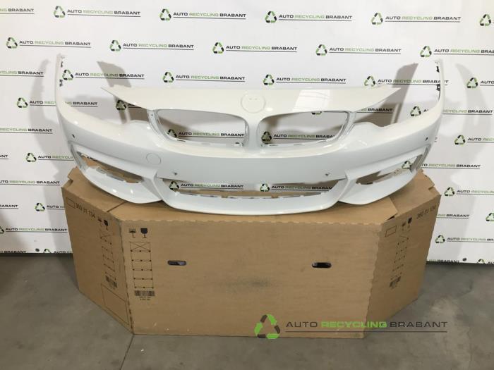 Pare-chocs avant d'un BMW 4-Serie (300), -, 3 mois de garantie, Utilisé, -