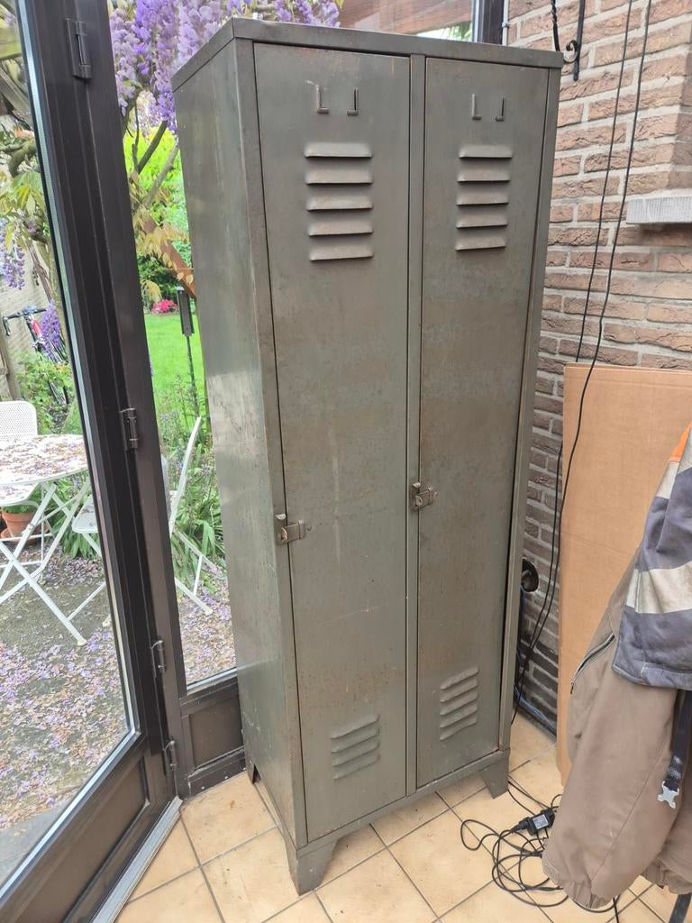 Vintage lockerkast - schoenenkast, Ophalen