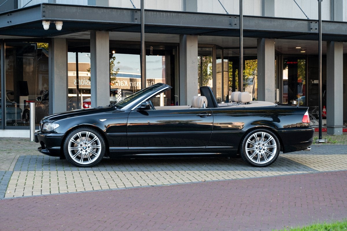 BMW 3-serie 330CI Cabrio E46 (bj 2005), Auto's, 4 zetels, Gebruikt, Overige kleuren, 170 kW