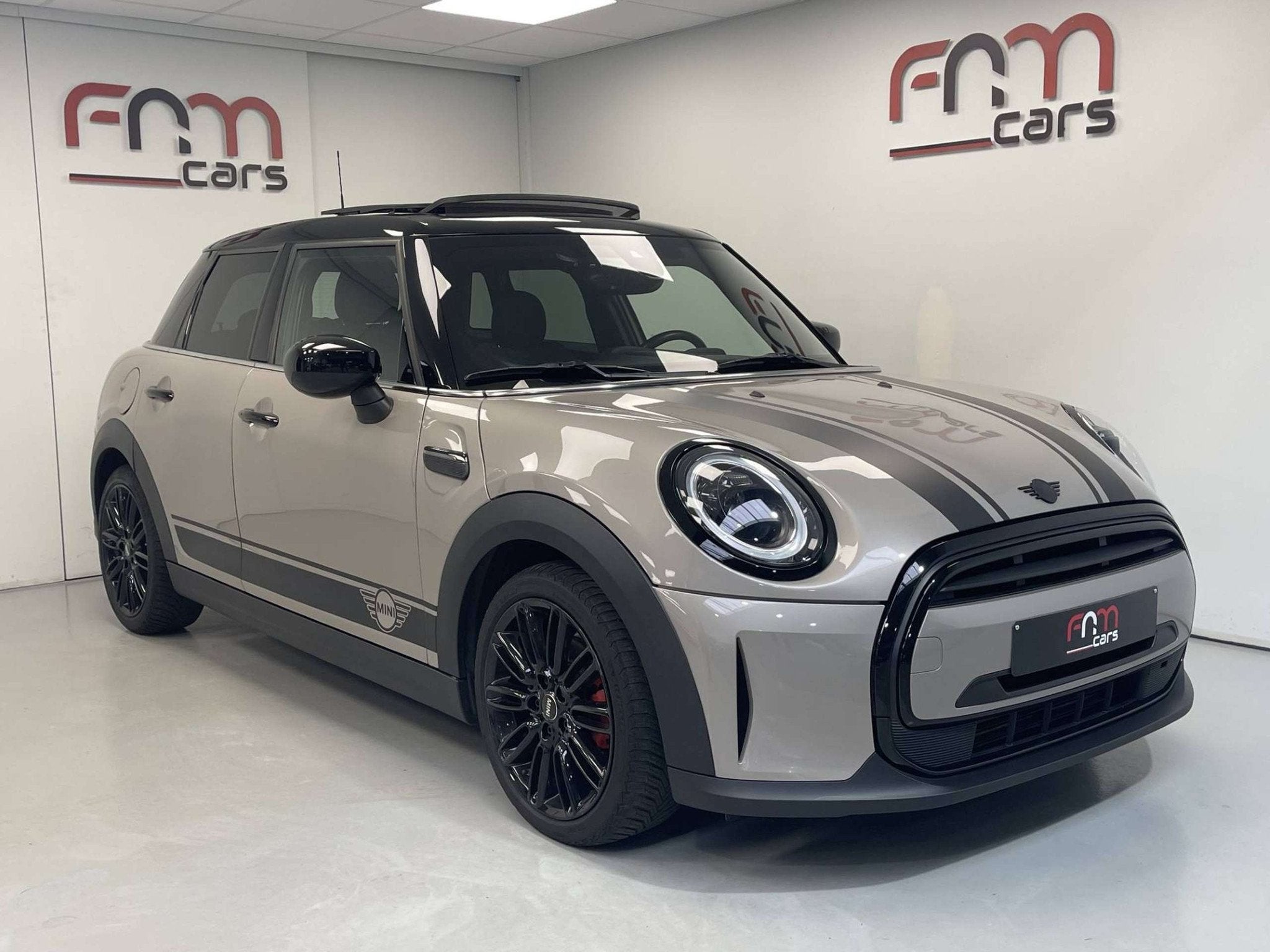MINI Cooper 1.5iAutomaat bwj2021 Pano Camera Navi Cruise Gar, Argent ou Gris, Achat, Euro 6, Entreprise