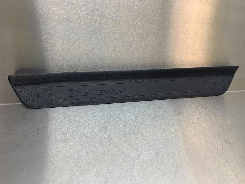DIVERSEN Voorinstap rechts Tucson (TL) (|85883D7000|), Nieuw, Hyundai
