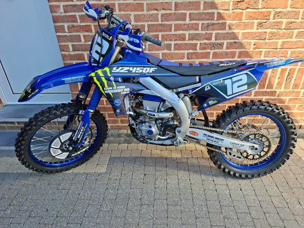 Yamaha YZ450F, Motoren, Ophalen
