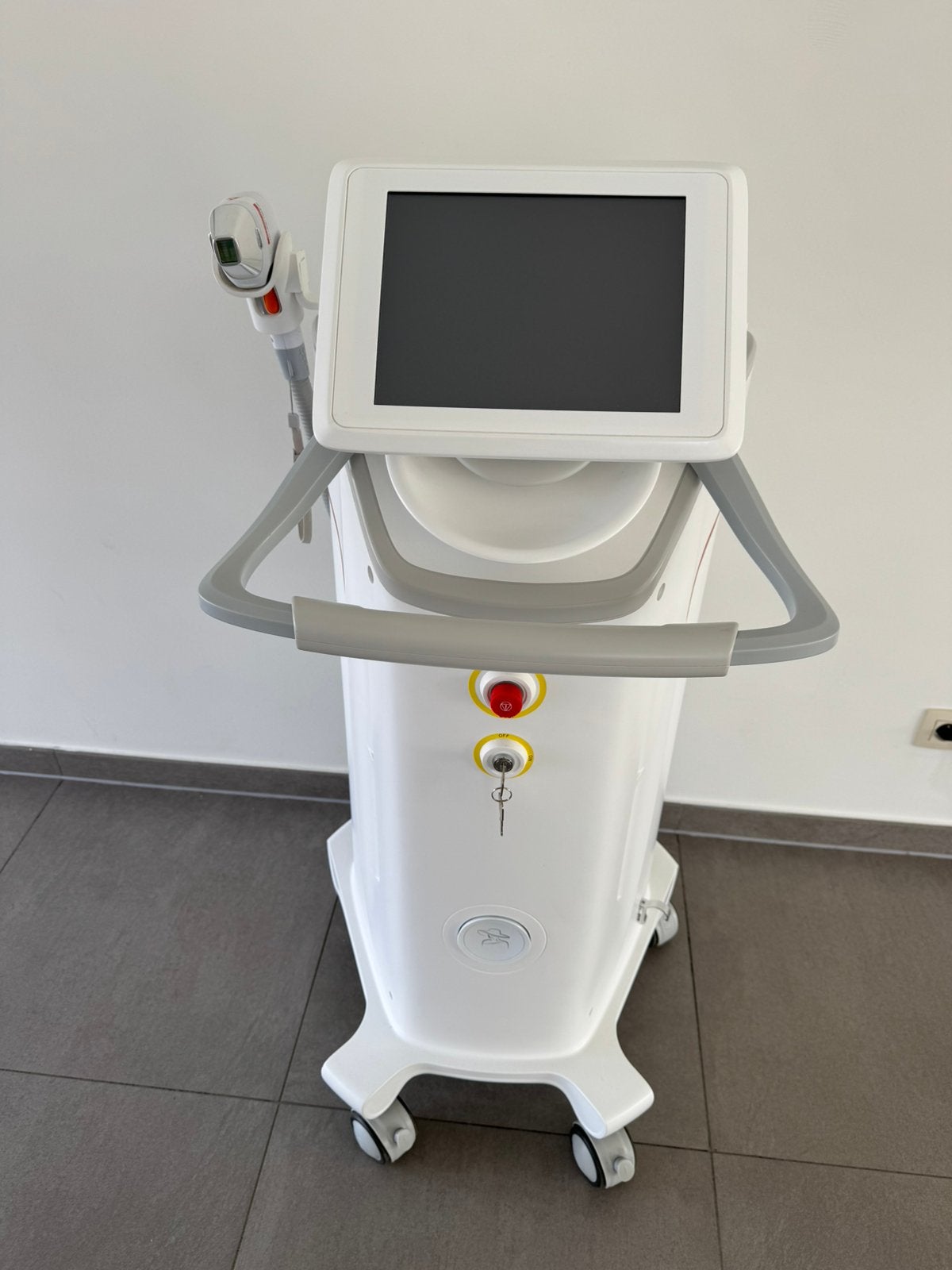 PROFESSIONELE DIODE LASER, Electroménager, Enlèvement, Comme neuf