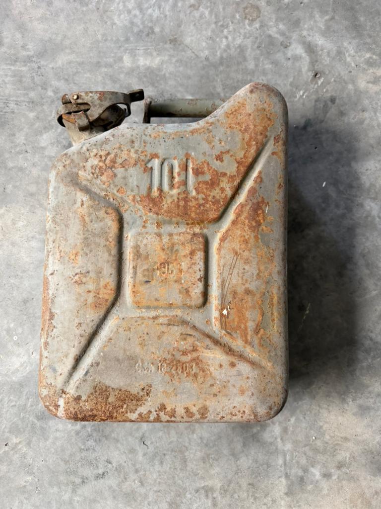 Jerrycan 10l, Ophalen