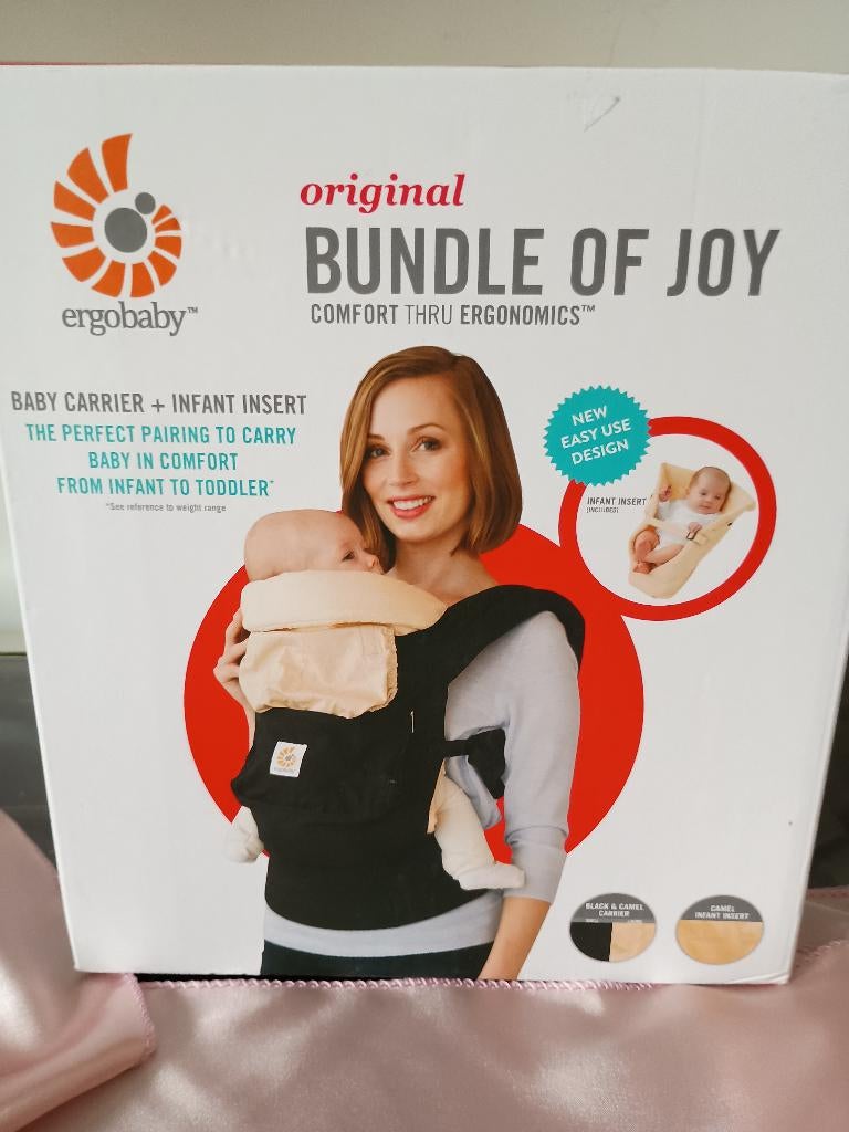 Ergobaby draagzak + newborn verklein kussen, Kinderen en Baby's, Buik of Rug, Zo goed als nieuw, Draagzak, Ophalen