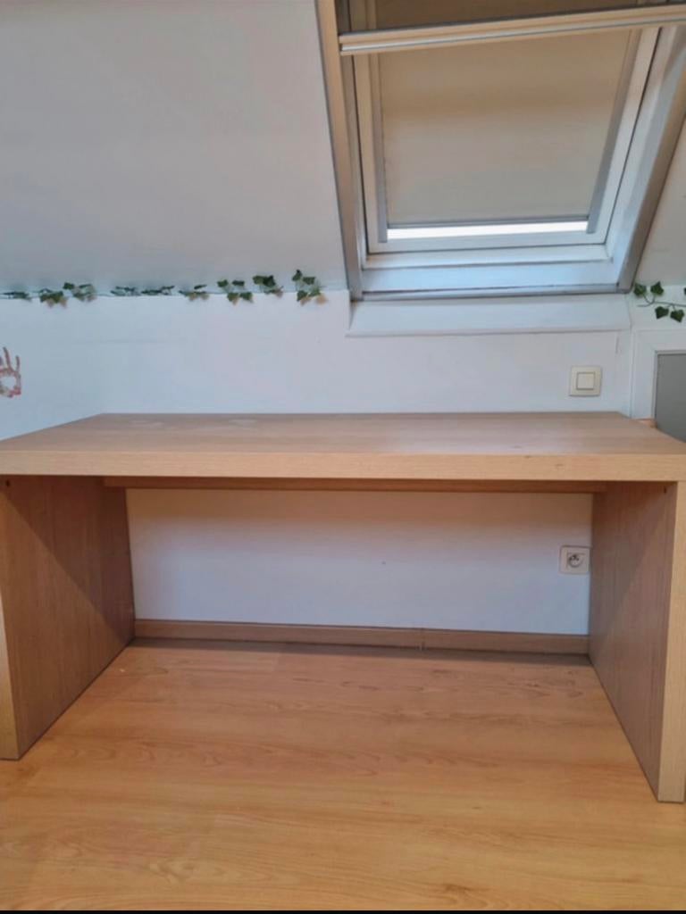 Mooi bruin houten bureau, Huis en Inrichting, Bureaus, Ophalen, Gebruikt, Bruin