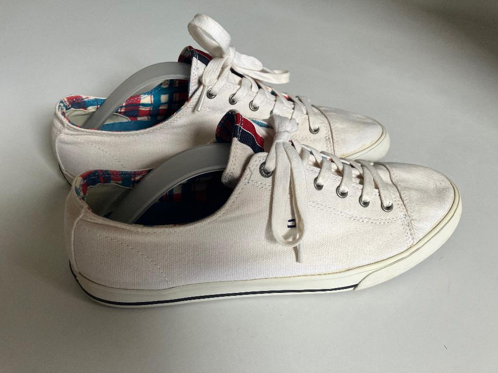 Tommy Hilfiger Sneakers - maat 44, Comme neuf, Enlèvement, Tommy hilfiger, Blanc