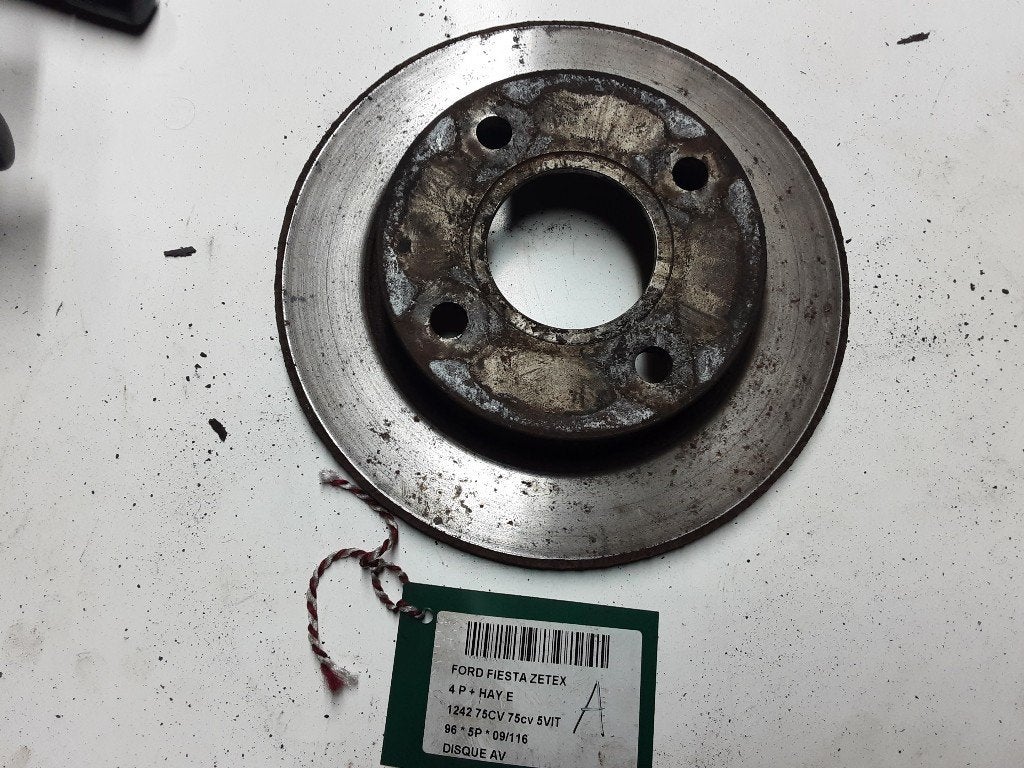 REMSCHIJF VOOR Ford Fiesta 4 (01-1995/01-2002), Gebruikt, Mevr. I. Hauben, Ford, Rue de l'Espoir 34 34
4030  GRIVEGNÉE, BE
