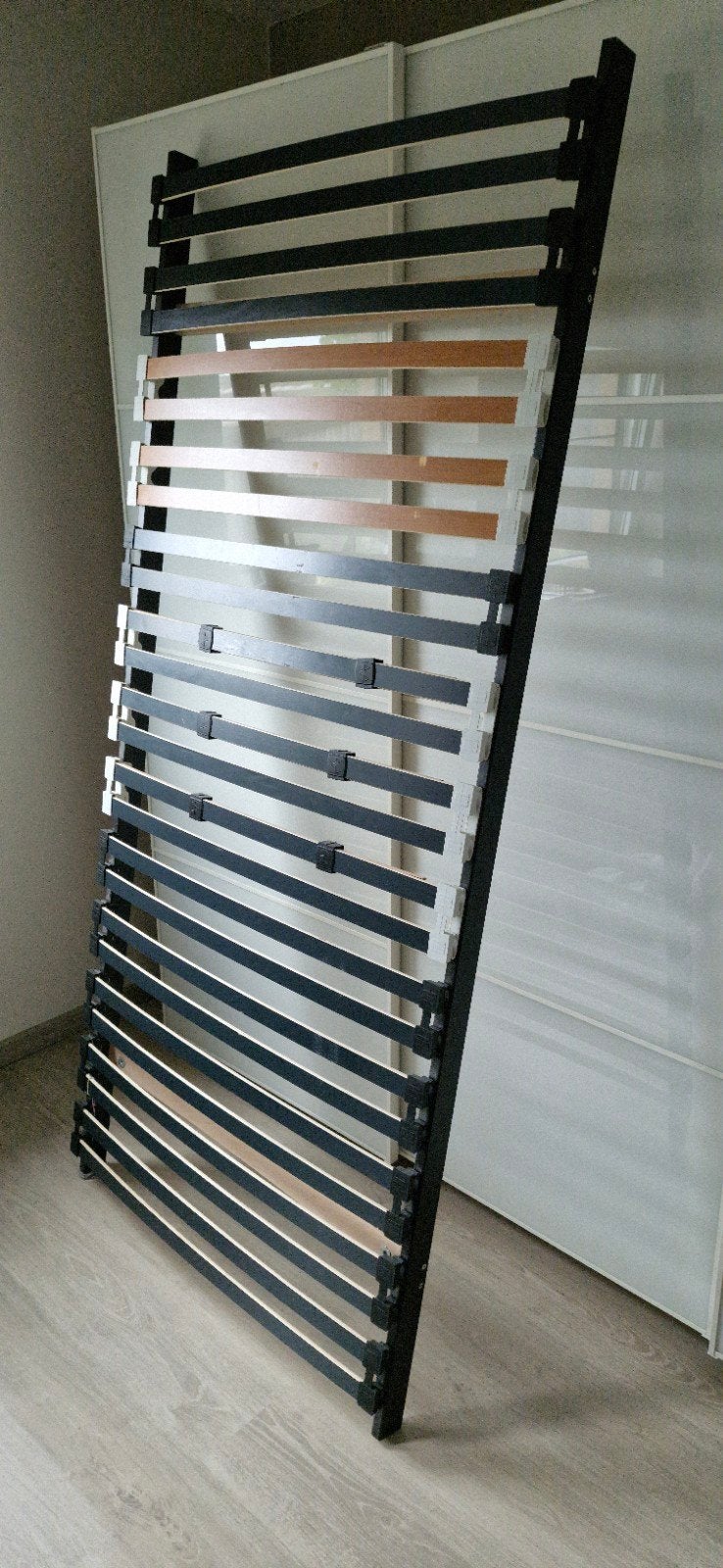 sommier bois 200 cm /90 cm., 90 cm, Une personne, Enlèvement, Utilisé