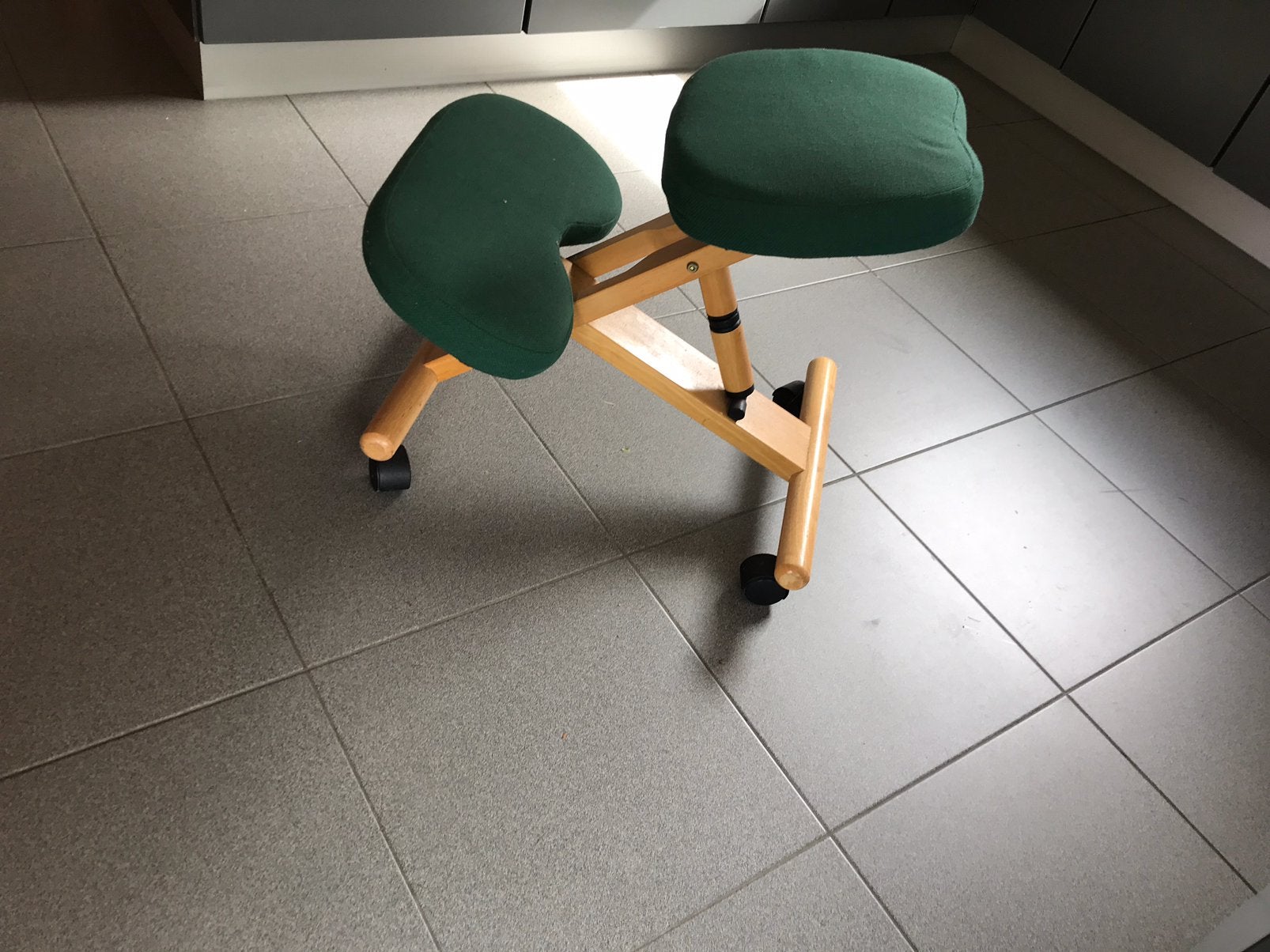 2 chaises de bureau ergonomiques, Maison & Meubles, Utilisé, Chaise de bureau, Ergonomique, Vert