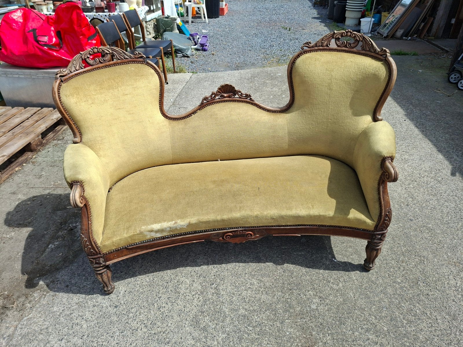 Stijlvolle bank om te restaureren, Antiek en Kunst, Antiek | Meubels | Stoelen en Sofa's, Ophalen