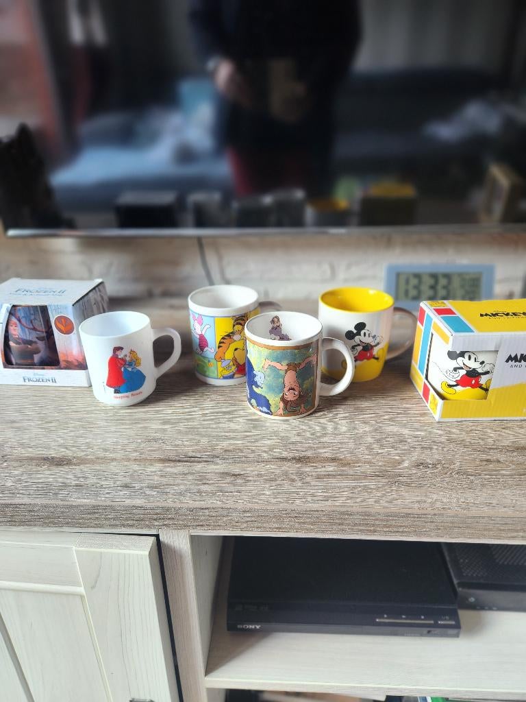 Disney 6 mokken samen 5 euro, Verzamelen, Ophalen of Verzenden, Servies