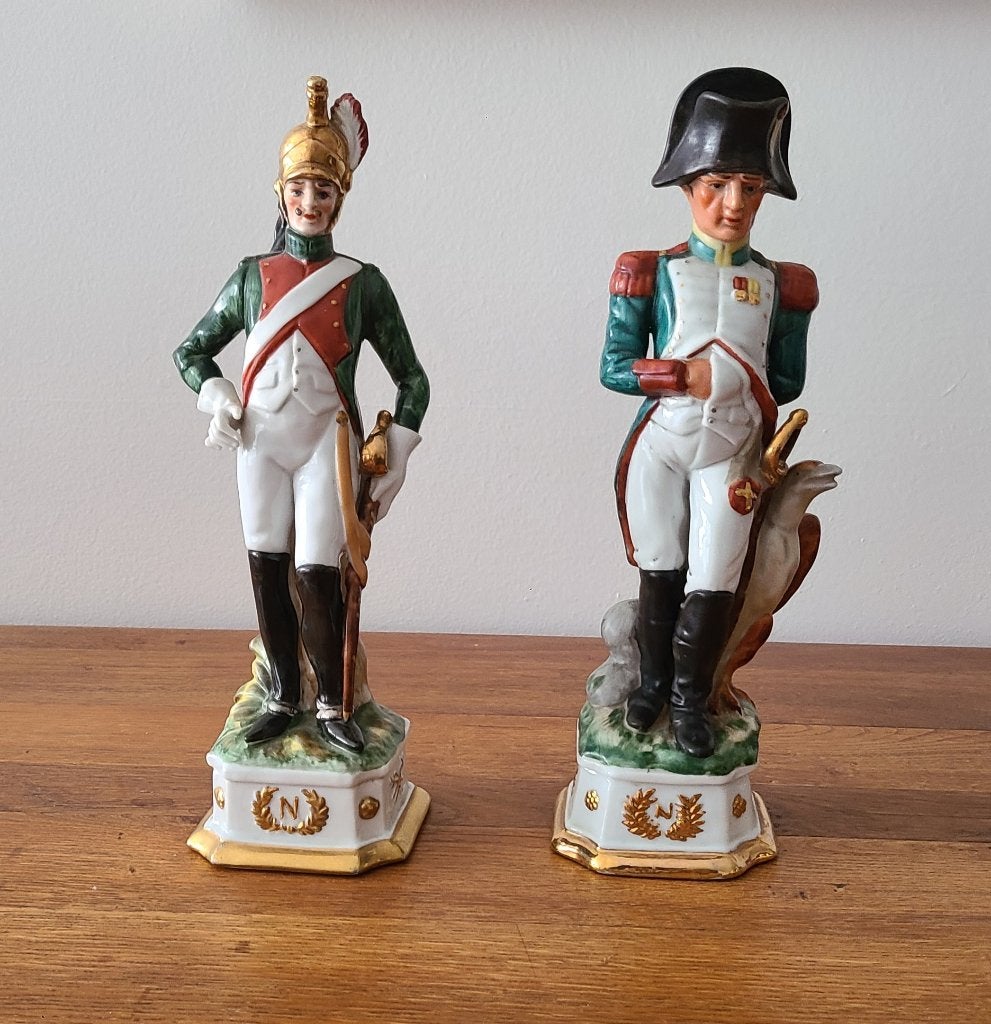 Figurines en porcelaine italienne : Napoléon et  cavalier, Enlèvement, Comme neuf, Autres types