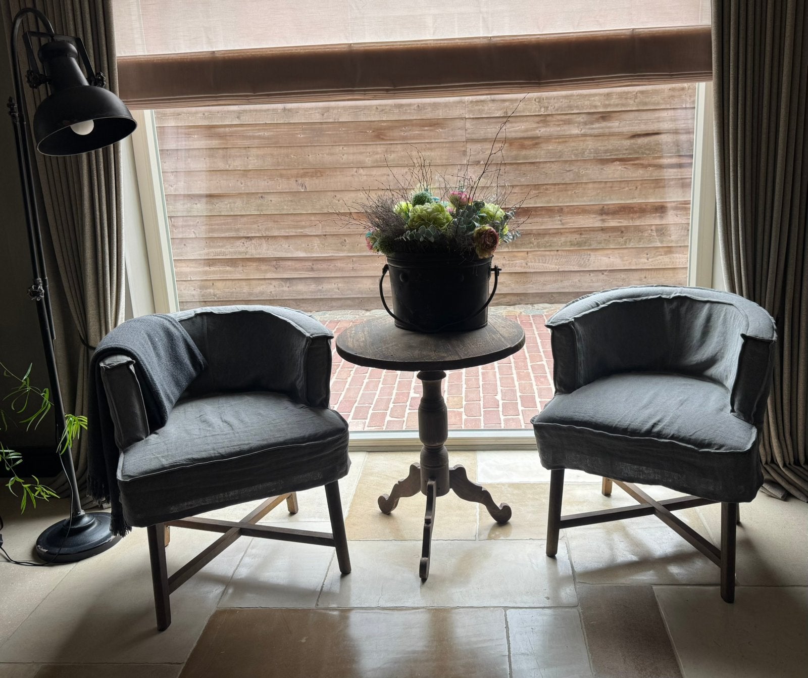 Oude Houten Wijntafel + stoelen AURA PEEPERKORN, Huis en Inrichting, Ophalen, Zo goed als nieuw