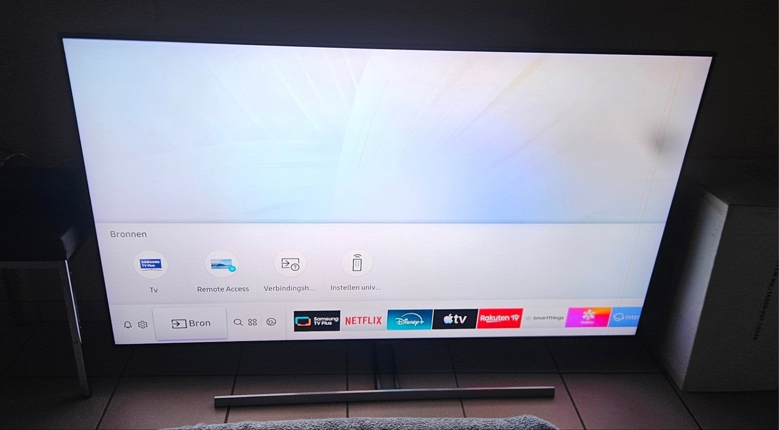 Téléviseur intelligent Samsung 65 pouces QLED 100 Hz, QLED, Reconditionné, 120 Hz, Enlèvement