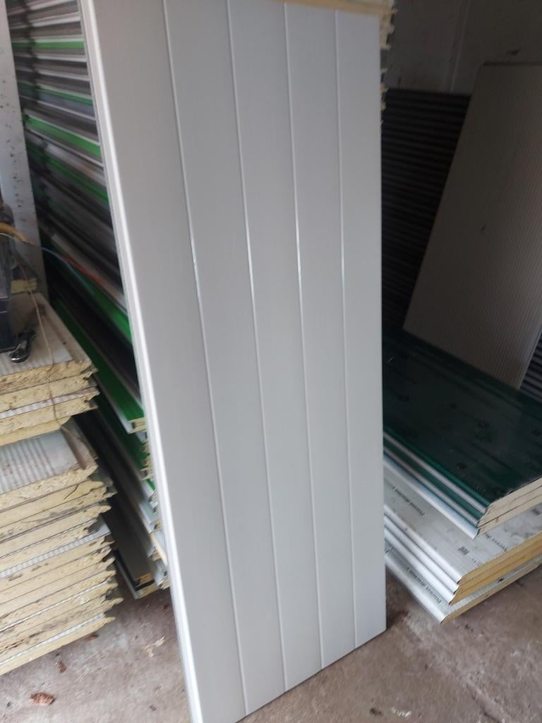 Grote partij 160 x 61 sandwichpanelen, Ophalen
