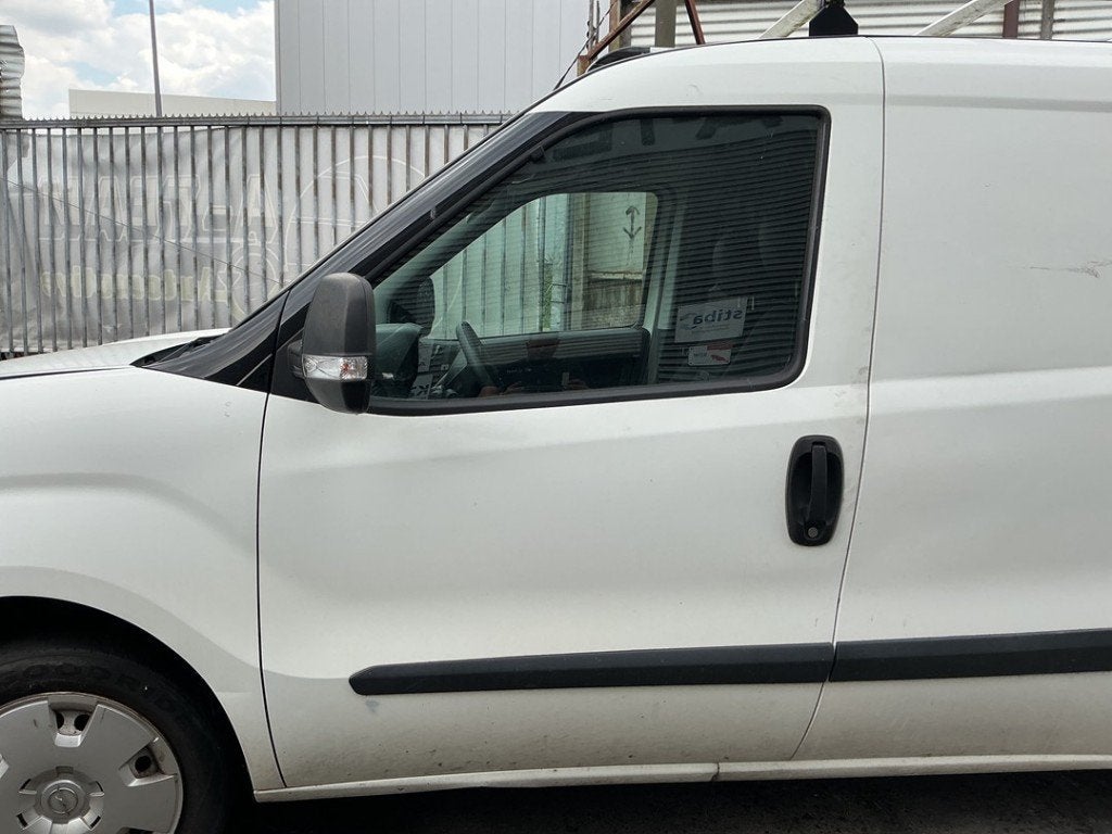 PORTE AVANT GAUCHE Opel Combo (01-2012/12-2018), Autos : Pièces & Accessoires, Opel, Opel Automobile GmbH, Utilisé, Porte