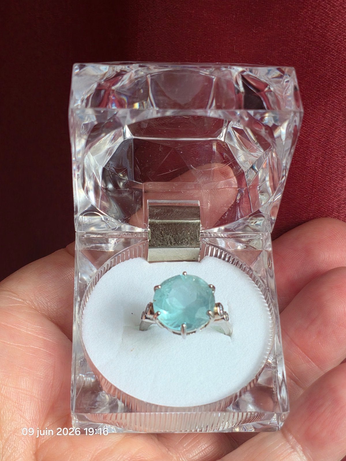 Sterling zilveren ring met grote natuurlijke aquamarijn, Handtassen en Accessoires, Ringen, Ophalen, Blauw, Nieuw, Met edelsteen