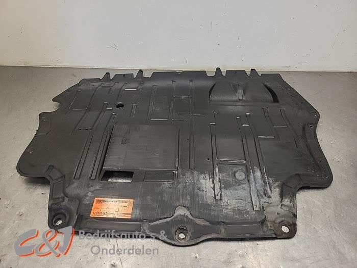Plaque de protection sol d'un Volkswagen Passat, Volkswagen, -, 3 mois de garantie, Utilisé
