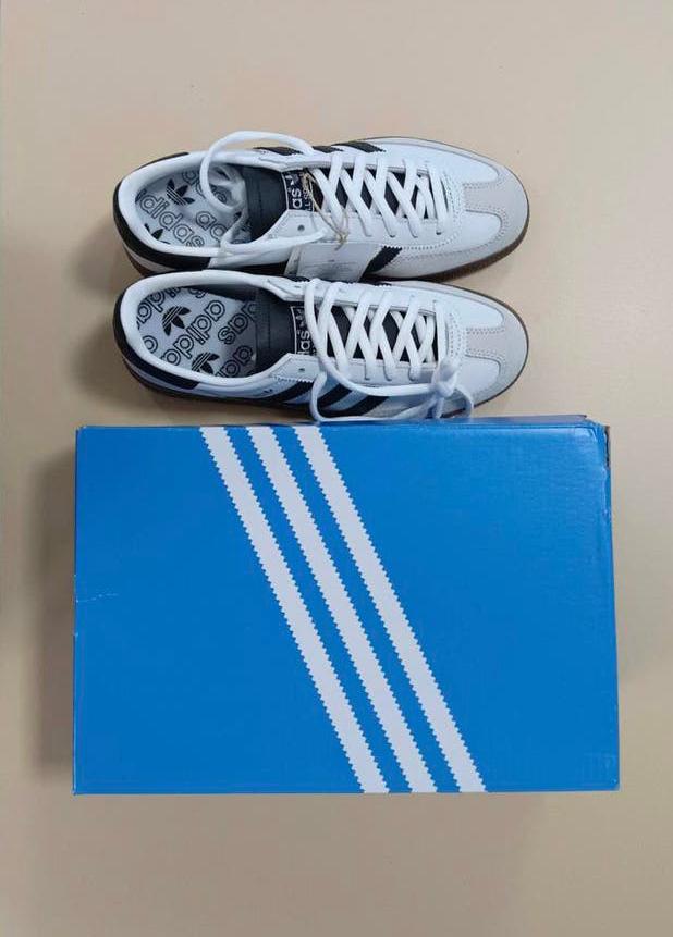Adidas handball spezial (maat 39), Enlèvement, Neuf