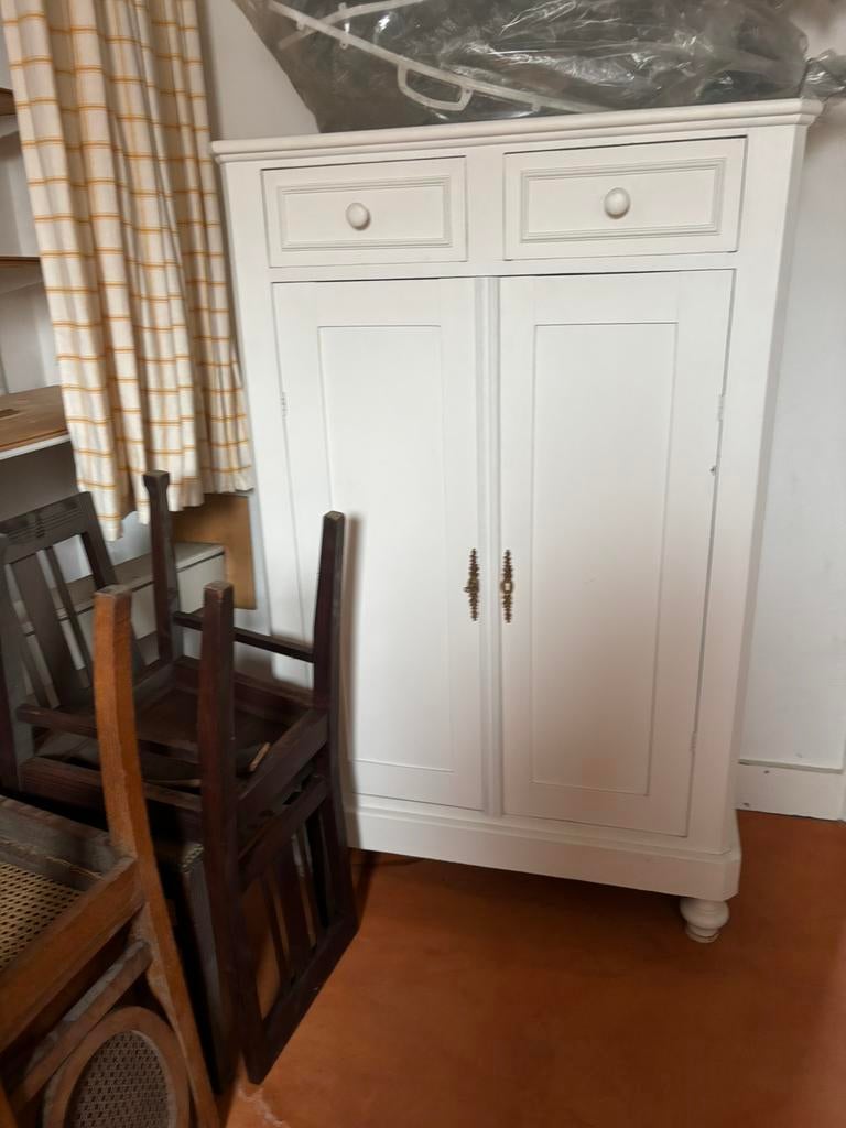 Armoire blanche à 2 portes - 2 tiroirs et 3 étagères, Antiquités & Art, Enlèvement