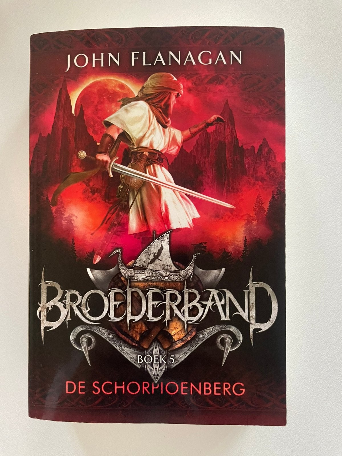 Broederband boek 5/ de schorpioenberg/ john Flanagan, Verzenden, Zo goed als nieuw